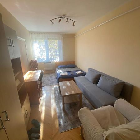 Oeguenc'S Apartment Szeged Buitenkant foto