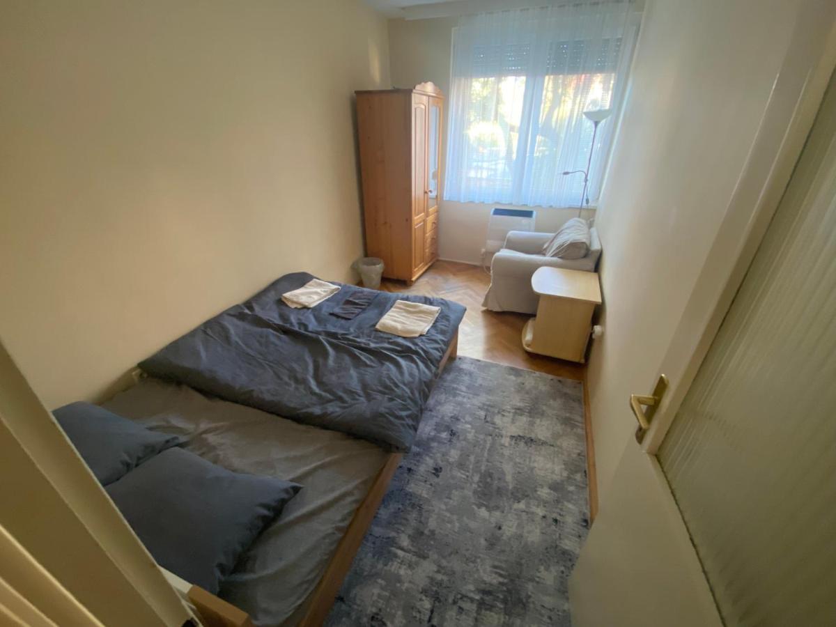 Oeguenc'S Apartment Szeged Buitenkant foto